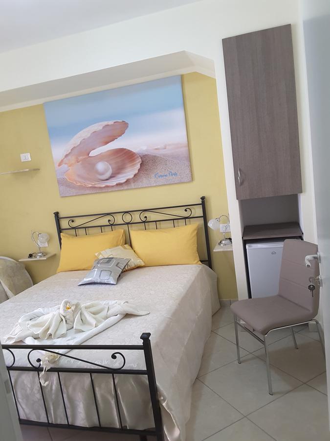 Stella Marina Rooms For Rent Portopalo Di Capo Passero Kültér fotó