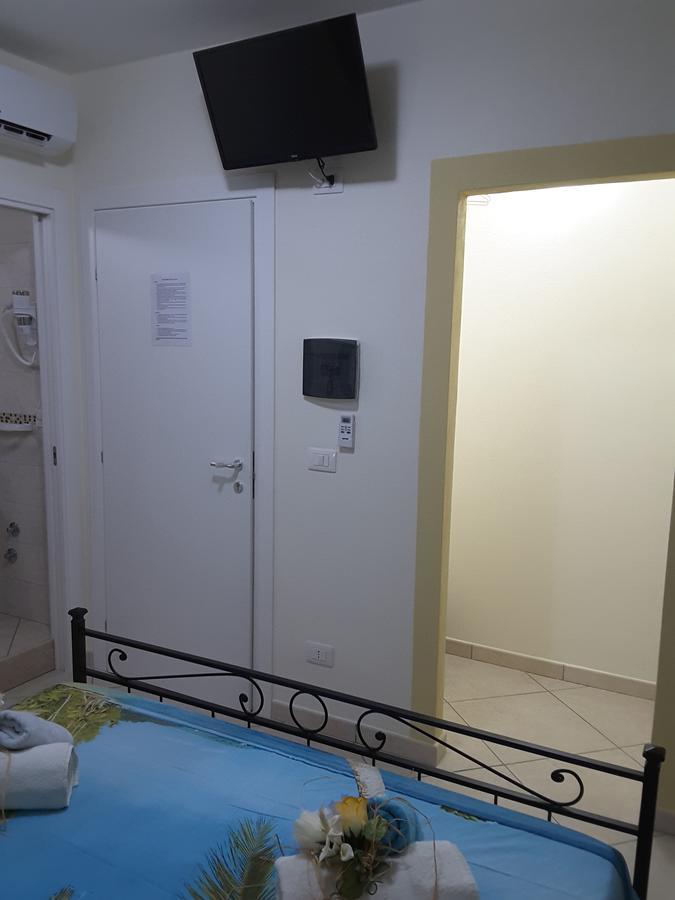 Stella Marina Rooms For Rent Portopalo Di Capo Passero Kültér fotó