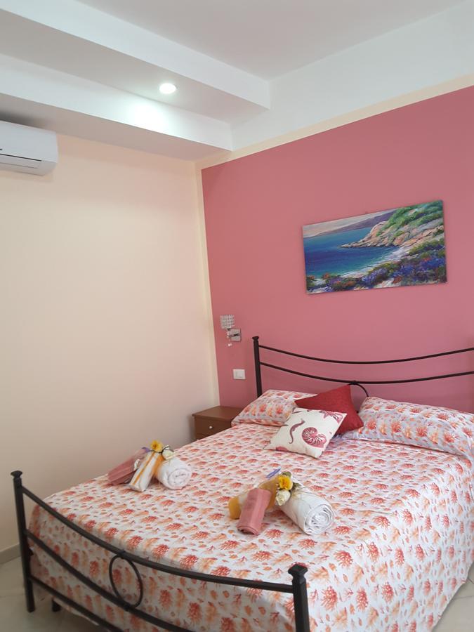 Stella Marina Rooms For Rent Portopalo Di Capo Passero Kültér fotó